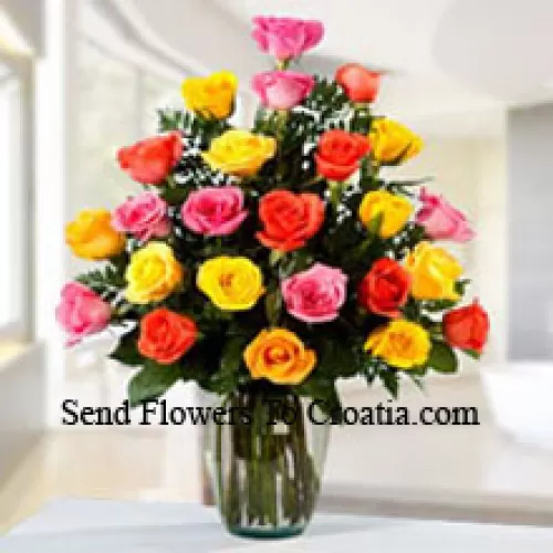 25 Roses de Couleurs Mélangées dans un Vase