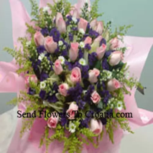 Bunch Of 31 Pink Roses With Seasonal Fillers